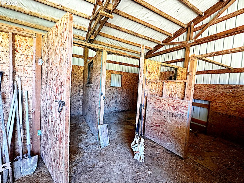 Barn