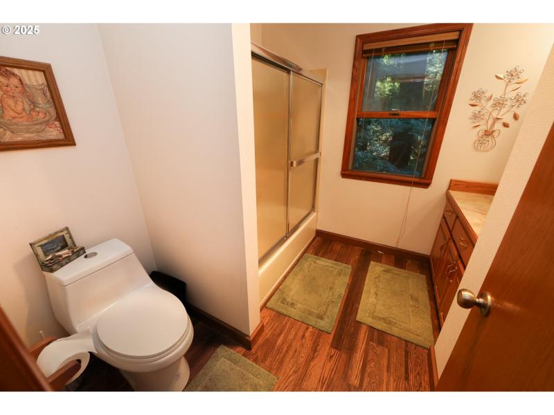 Owner's Suite Bathroom