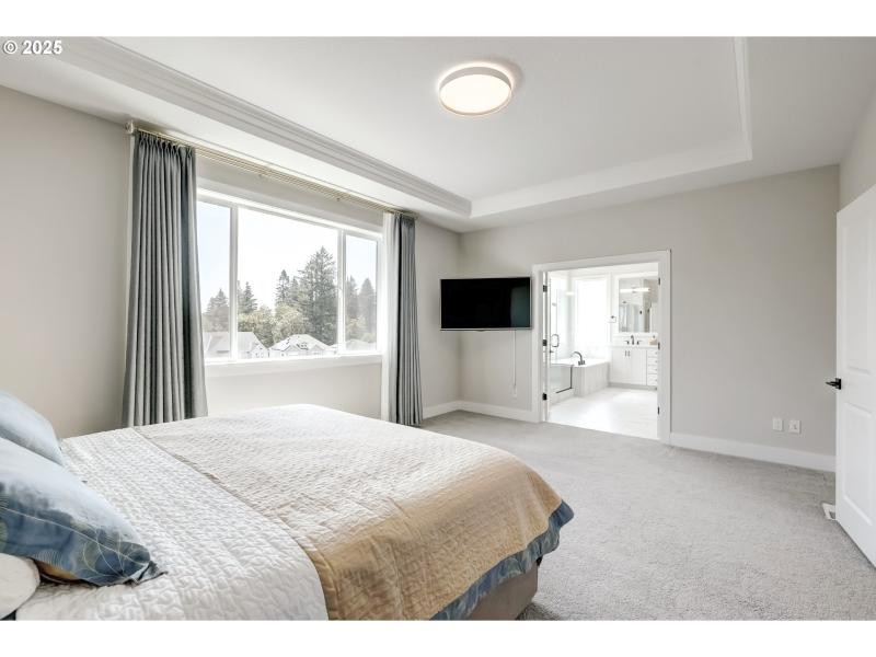 Bedroom, Owner's Suite