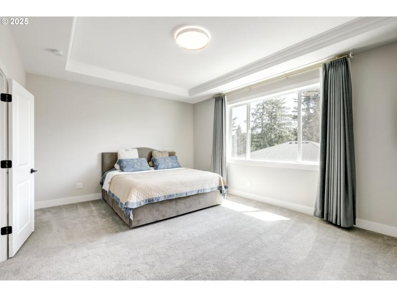 Bedroom, Owner's Suite