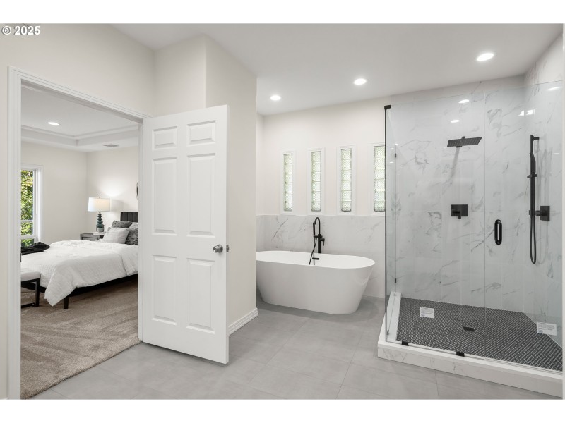 Owner's Suite Bathroom