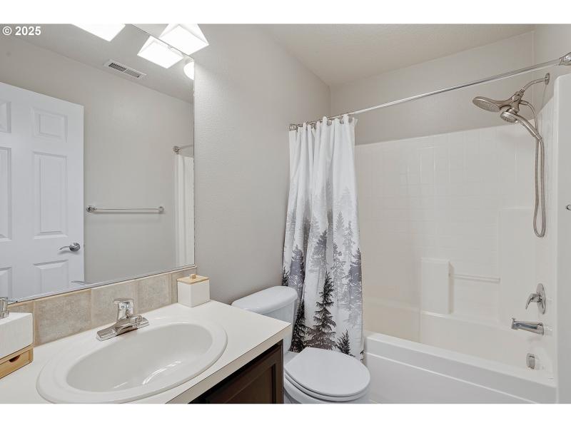 Bathroom, Continental