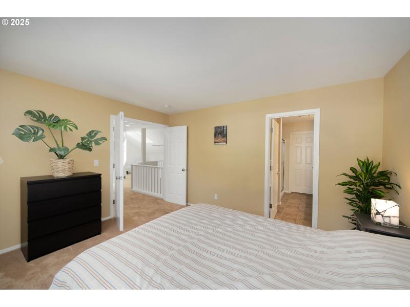 Bedroom, Owner's Suite