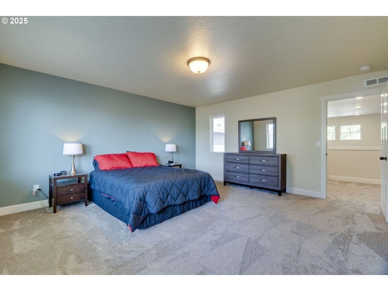 Bedroom, Owner's Suite