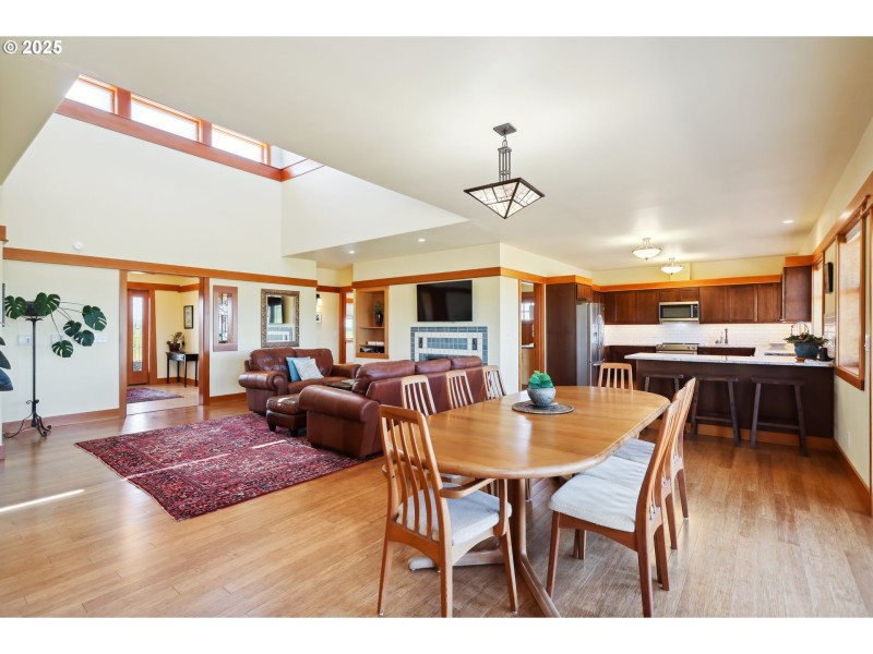 Living Room/Dining Room