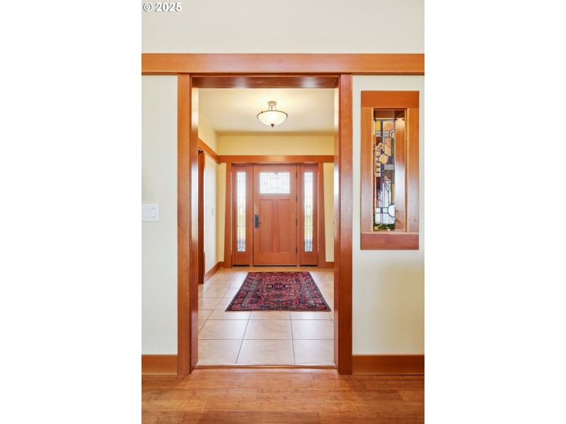 Entrance/Foyer