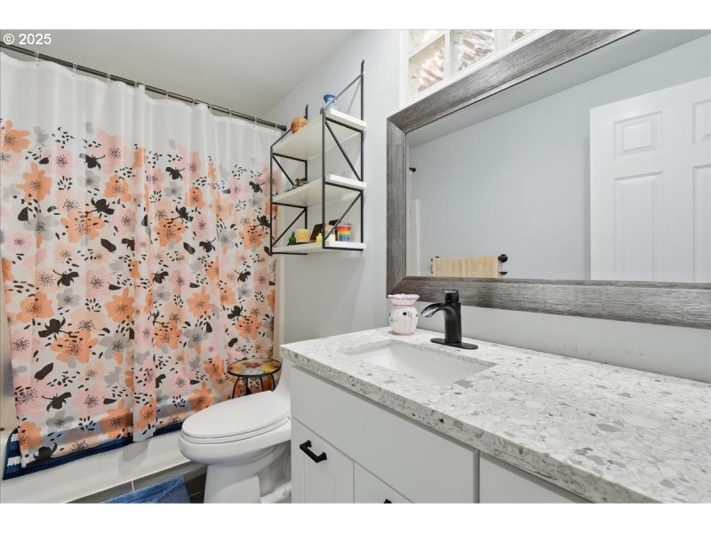 Owner's Suite Bathroom