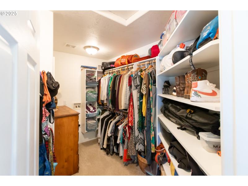 Bedroom, Owner's Suite