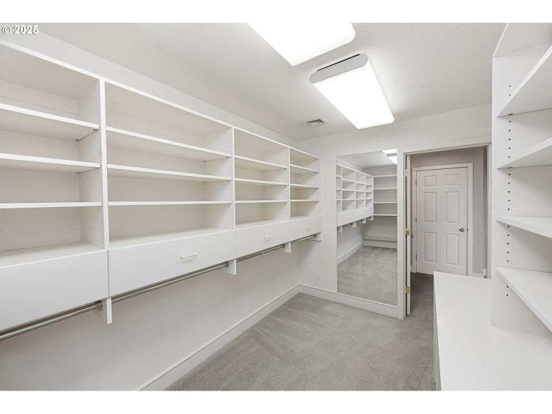 Bedroom, Owner's Suite