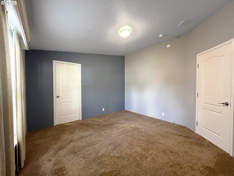 Bedroom, Owner's Suite