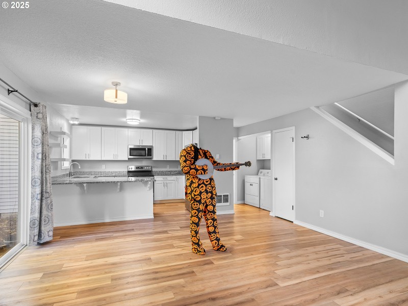 Living Room/Dining Room