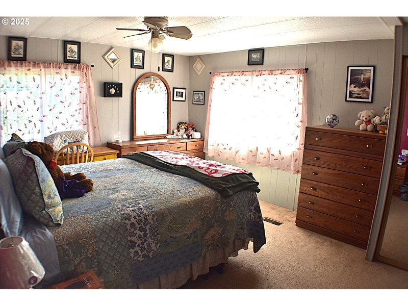 Bedroom, Owner's Suite