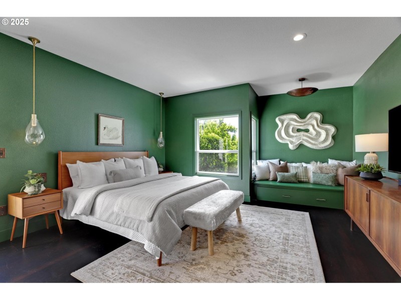 Owner's Suite Bedroom