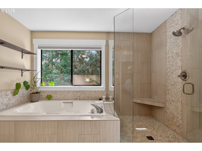 Owner's Suite Bathroom