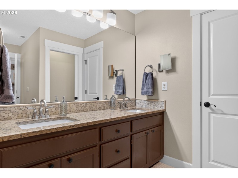 Owner's Suite Bathroom