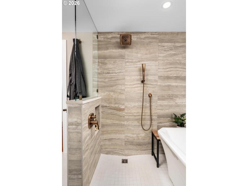 Owner's Suite Bathroom