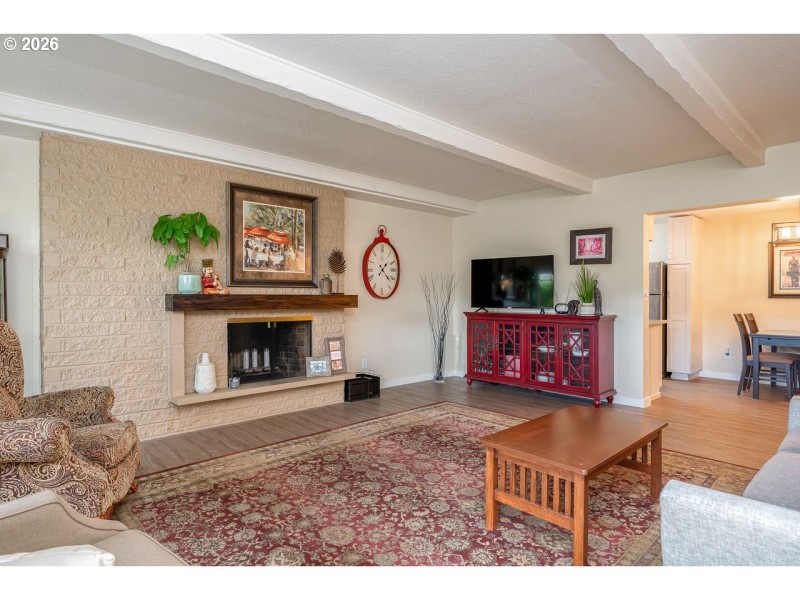 Living Room/Dining Room