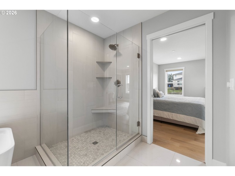 Owner's Suite Bathroom