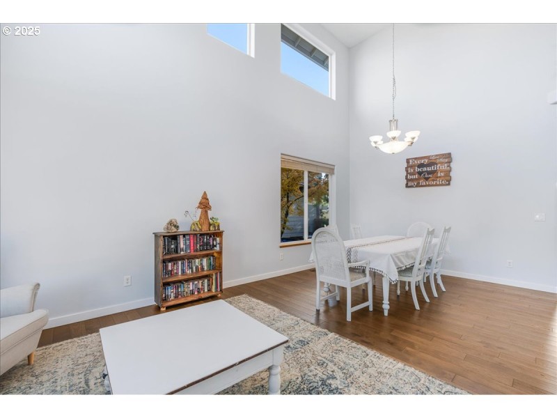 Living Room/Dining Room