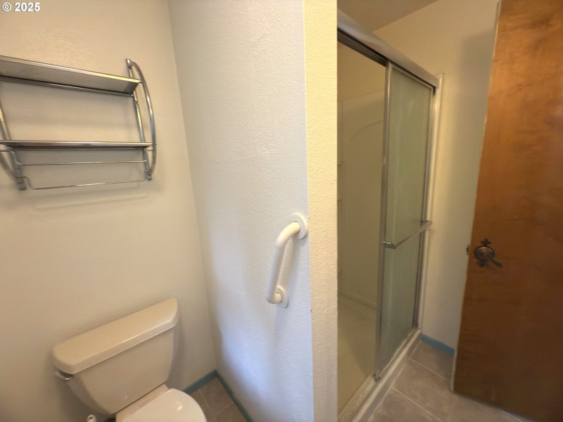 Bathroom, Attached