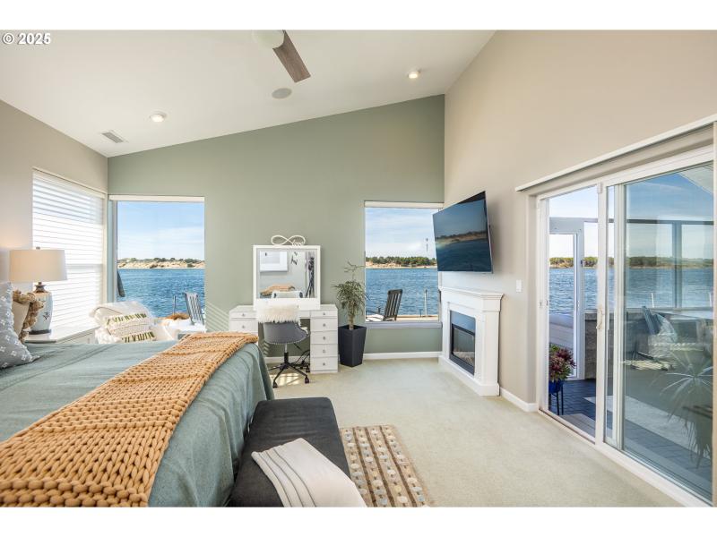 Owner's Suite Bedroom