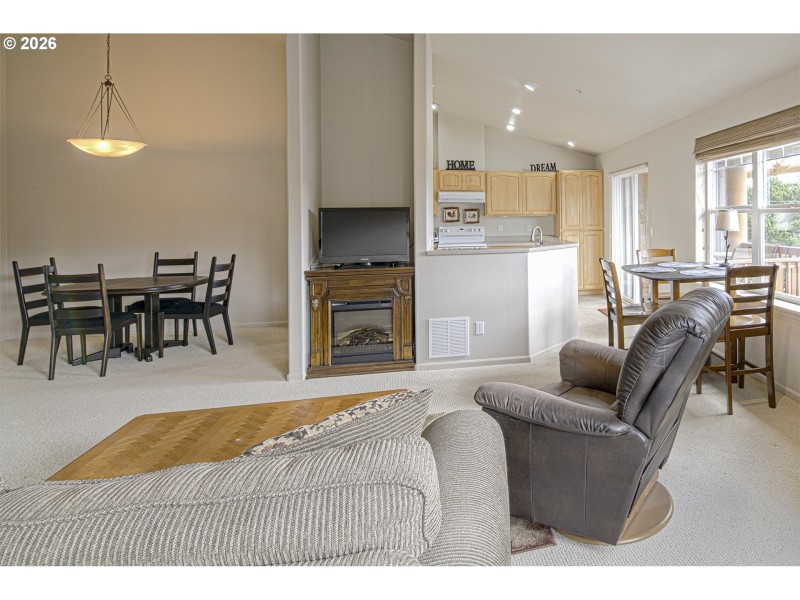 Living Room/Dining Room