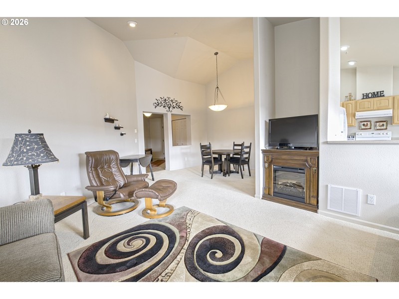 Living Room/Dining Room