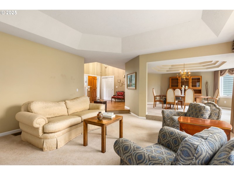 Living Room/Dining Room