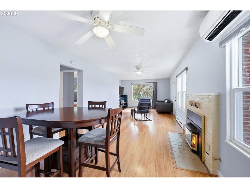 Living Room/Dining Room