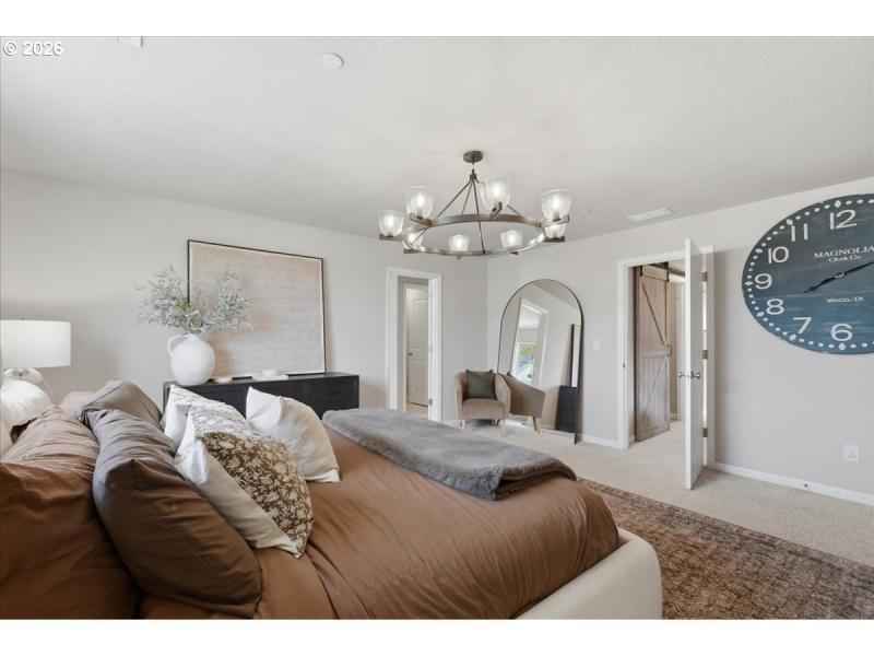 Bedroom, Owner's Suite