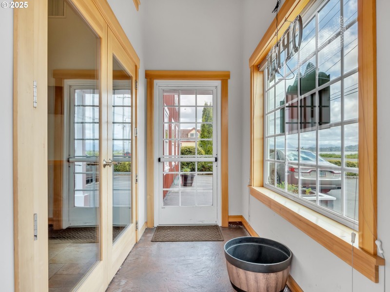 Entrance/Foyer