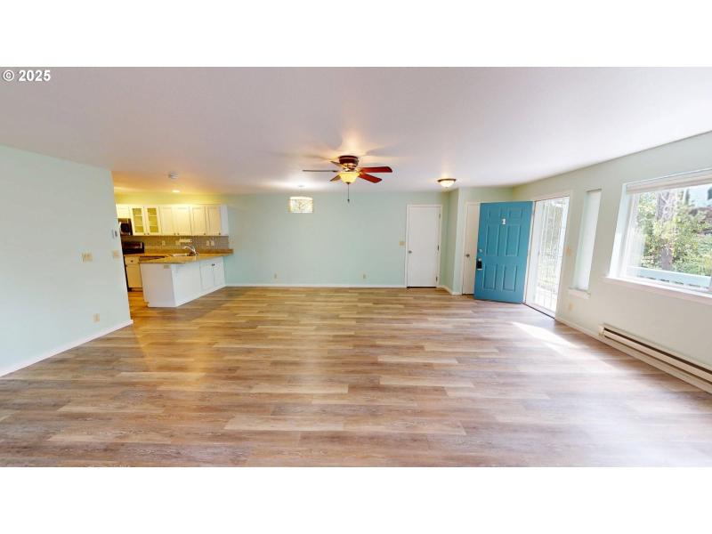 Living Room/Dining Room