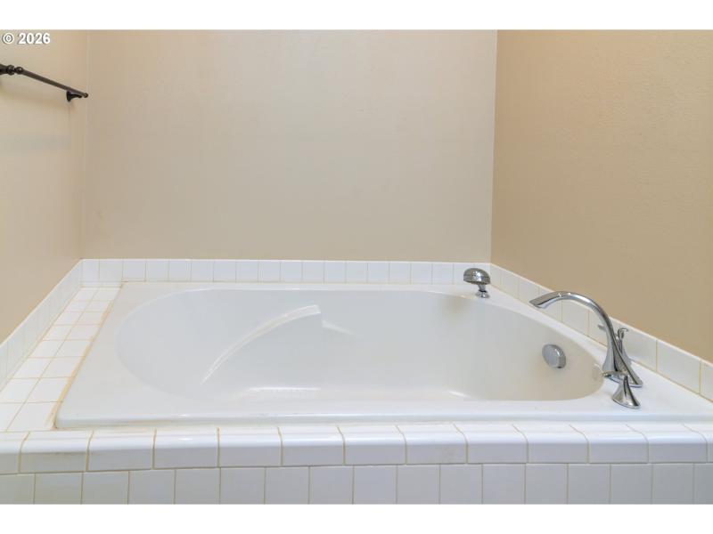 Owner's Suite Bathroom