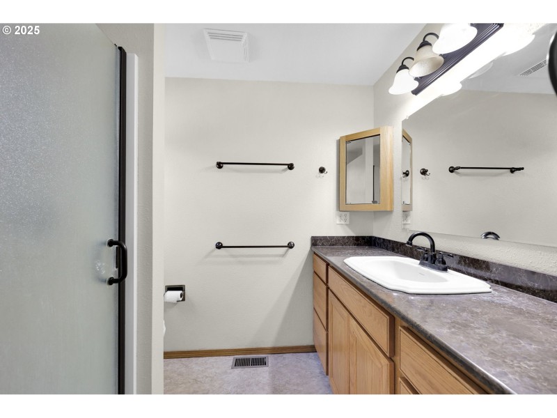 Owner's Suite Bathroom