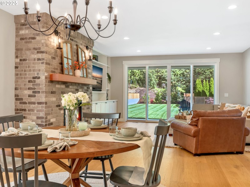 Living Room/Dining Room