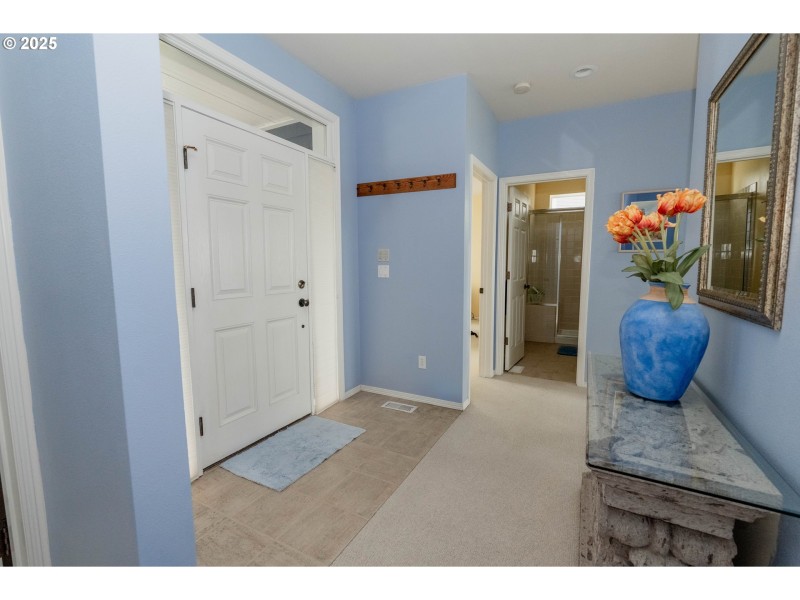 Entrance/Foyer