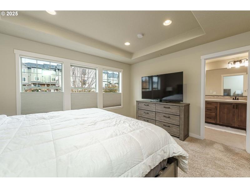 Bedroom, Owner's Suite