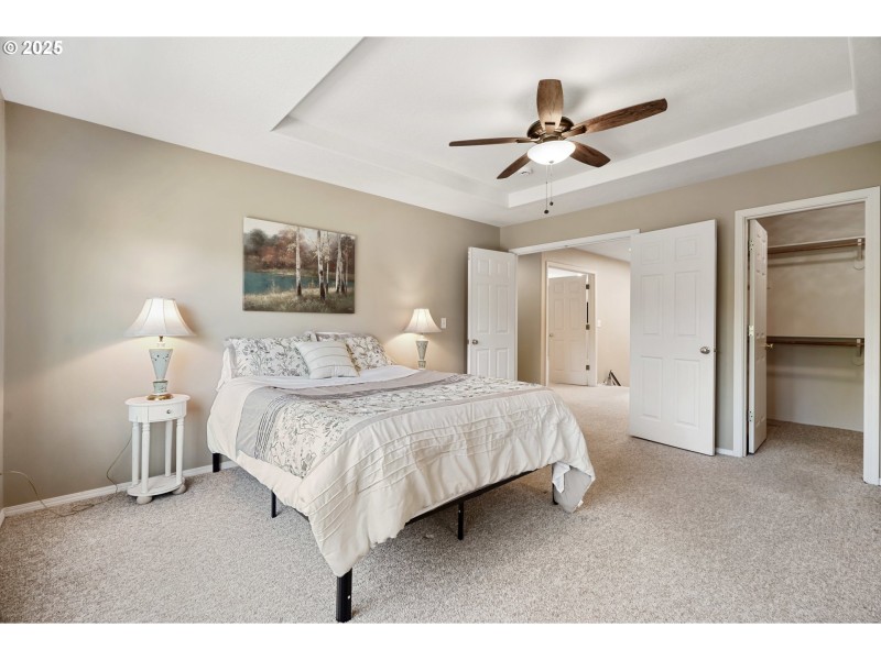 Bedroom, Primary