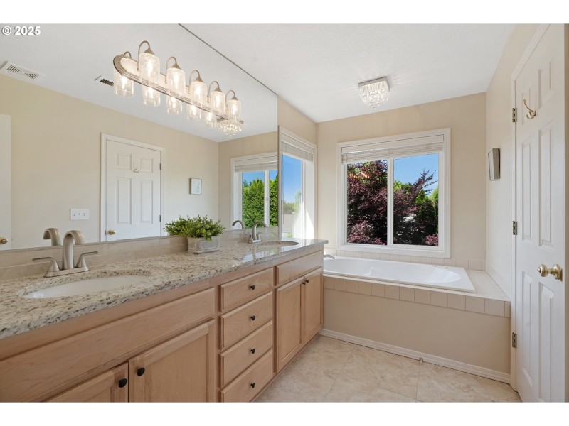 Bathroom, Attached
