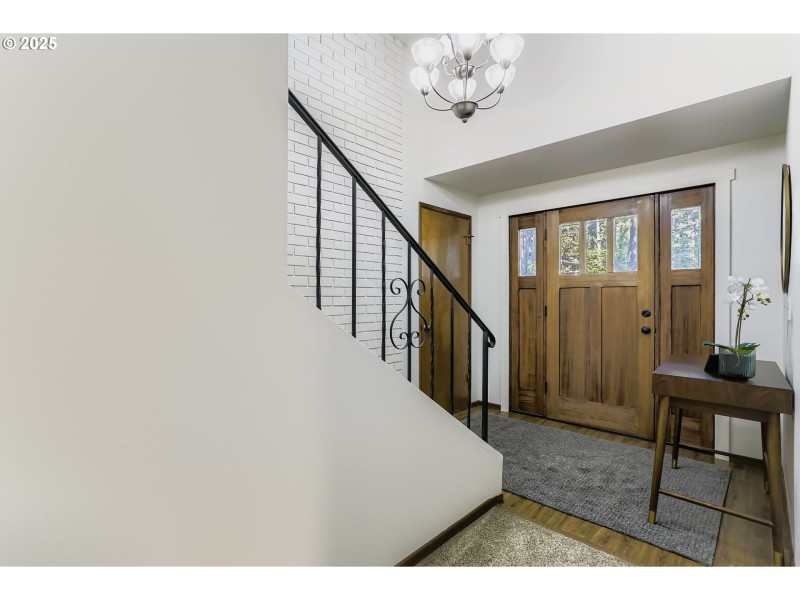 Entrance/Foyer