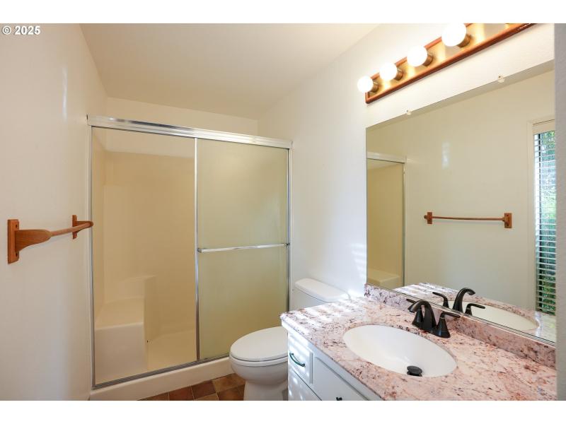 Owner's Suite Bathroom