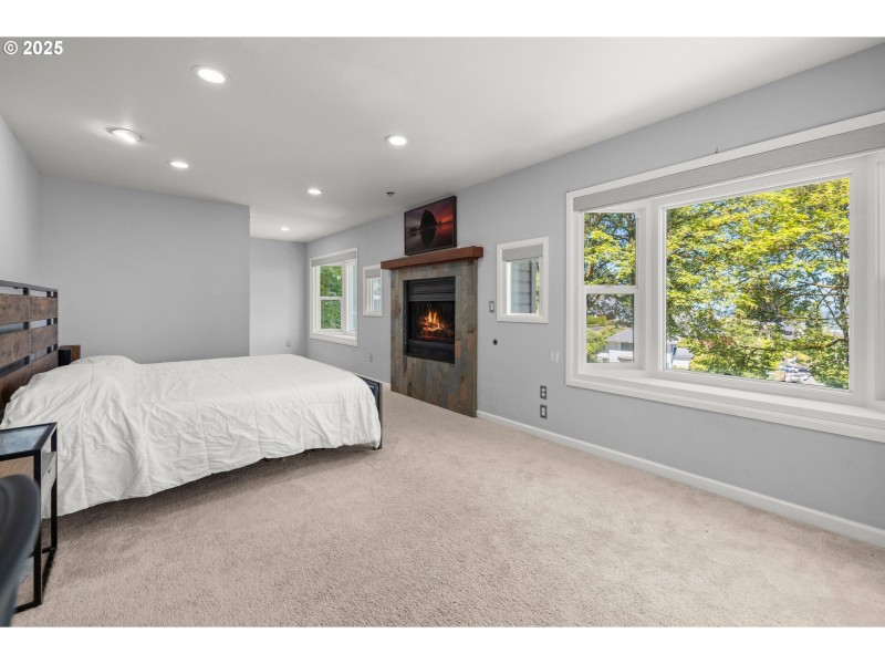 Bedroom, Owner's Suite