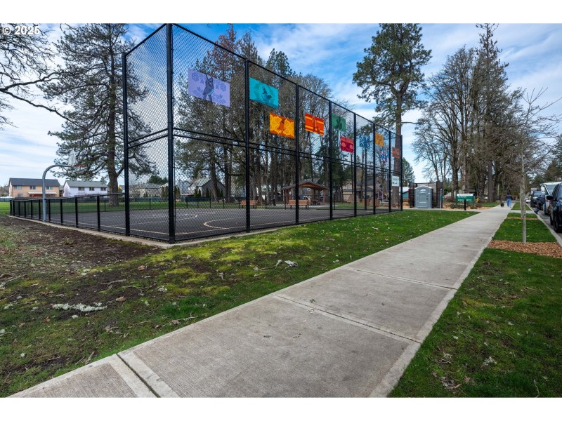 Neighborhood Park