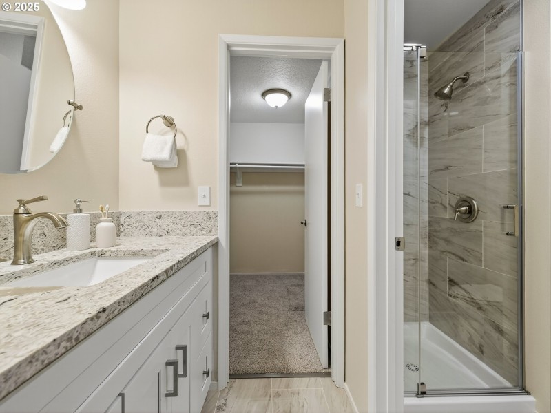 Owner's Suite Bathroom