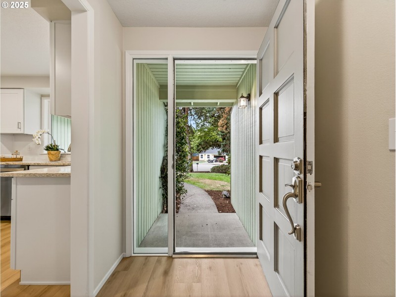 Entrance/Foyer