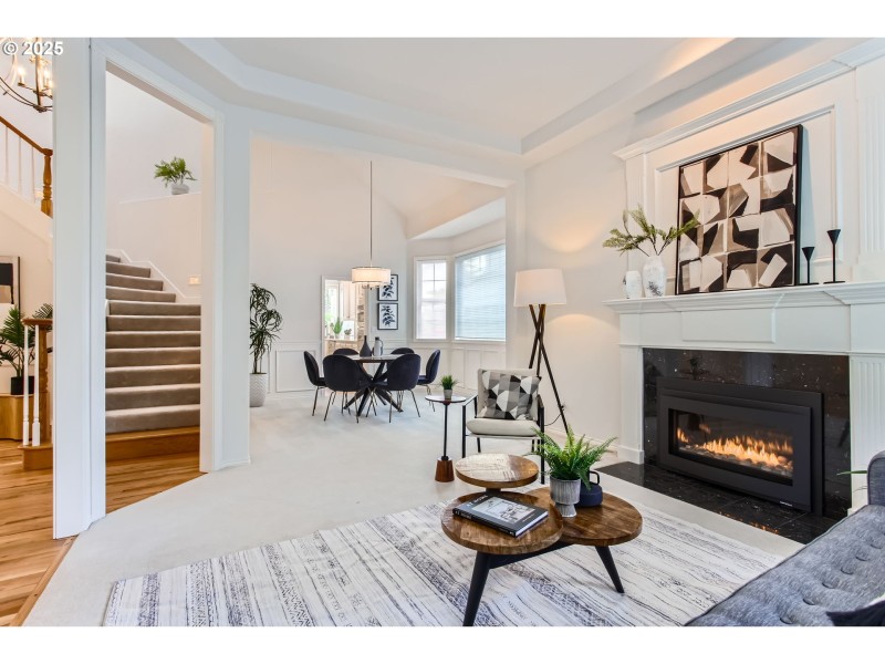 Living Room/Dining Room