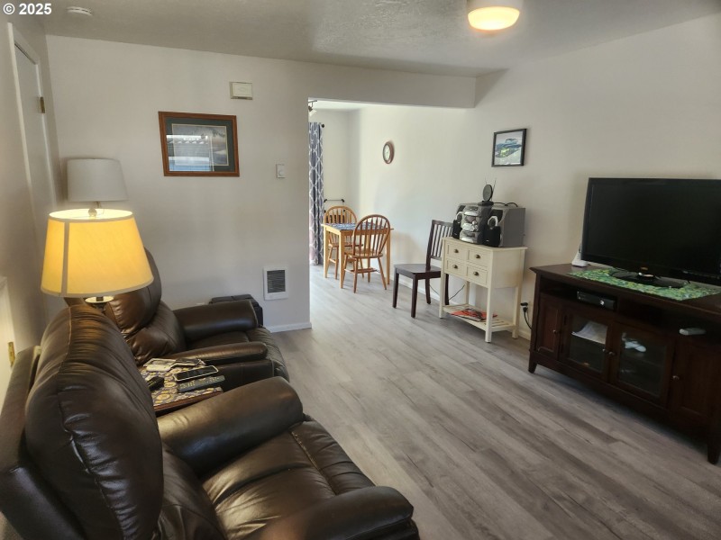 Living Room/Dining Room