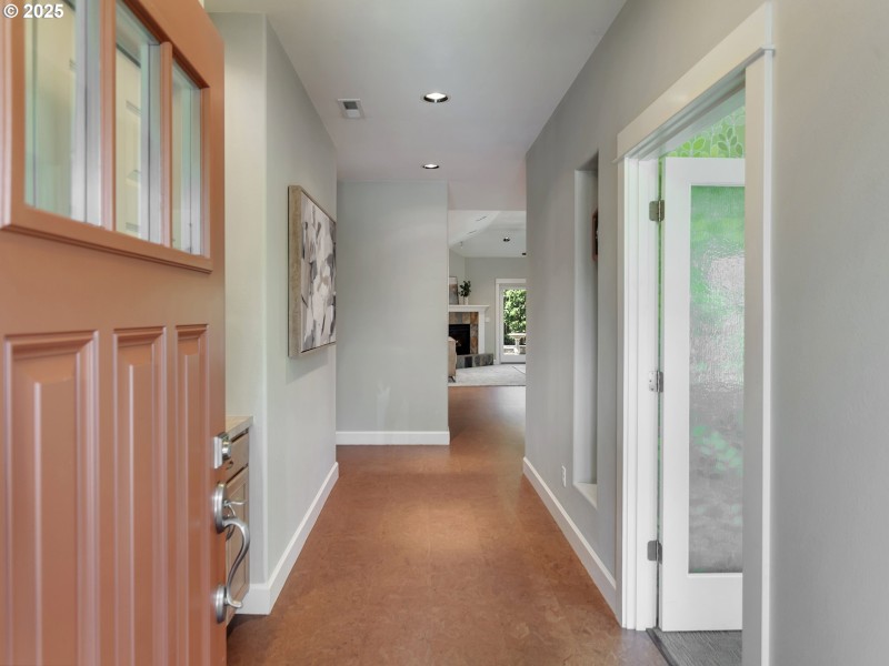 Entrance/Foyer