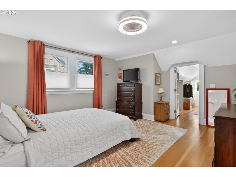 Bedroom, Owner's Suite