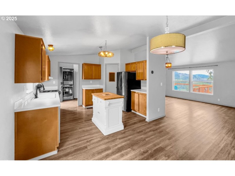 Kitchen/Living Room